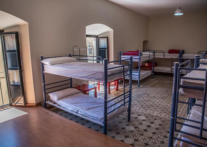 Albergue Santa Ana