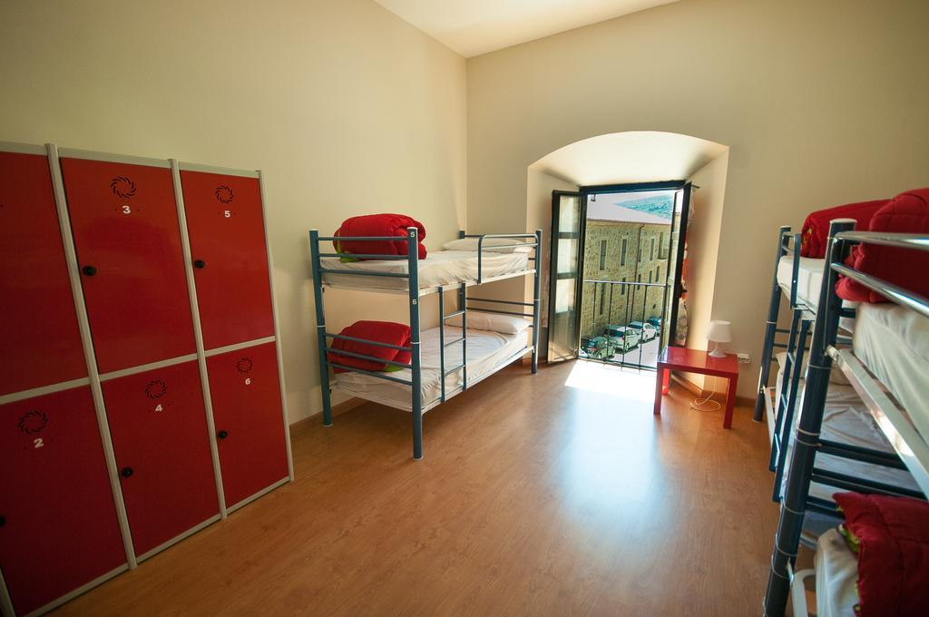 Santa Ana Alberg *